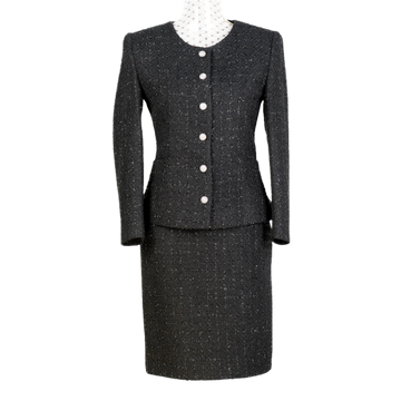 NEW CHANEL LOOK SUIT BLACK