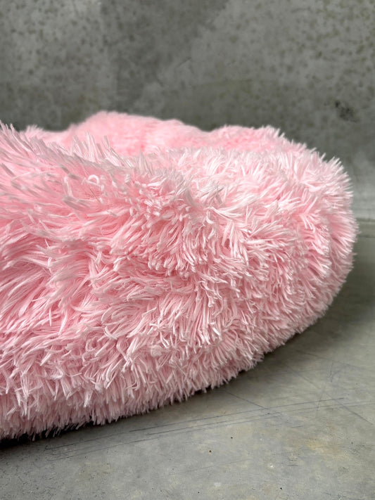 CBK Luxury donut bed with zipper and removable cover pink